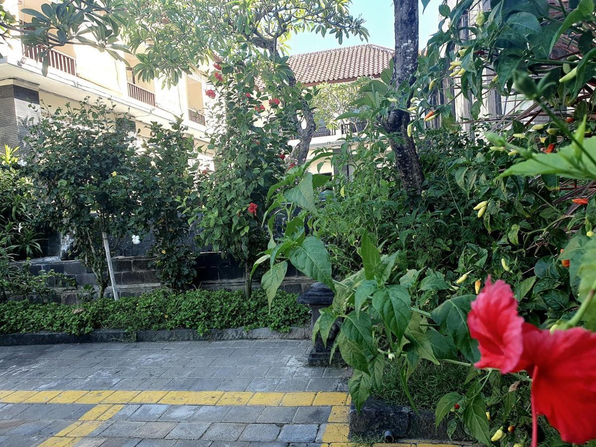 Radha Bali Hotel Kuta  Ngoại thất bức ảnh