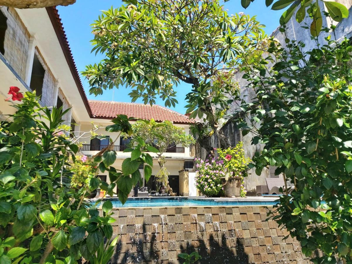 Radha Bali Hotel Kuta  Ngoại thất bức ảnh