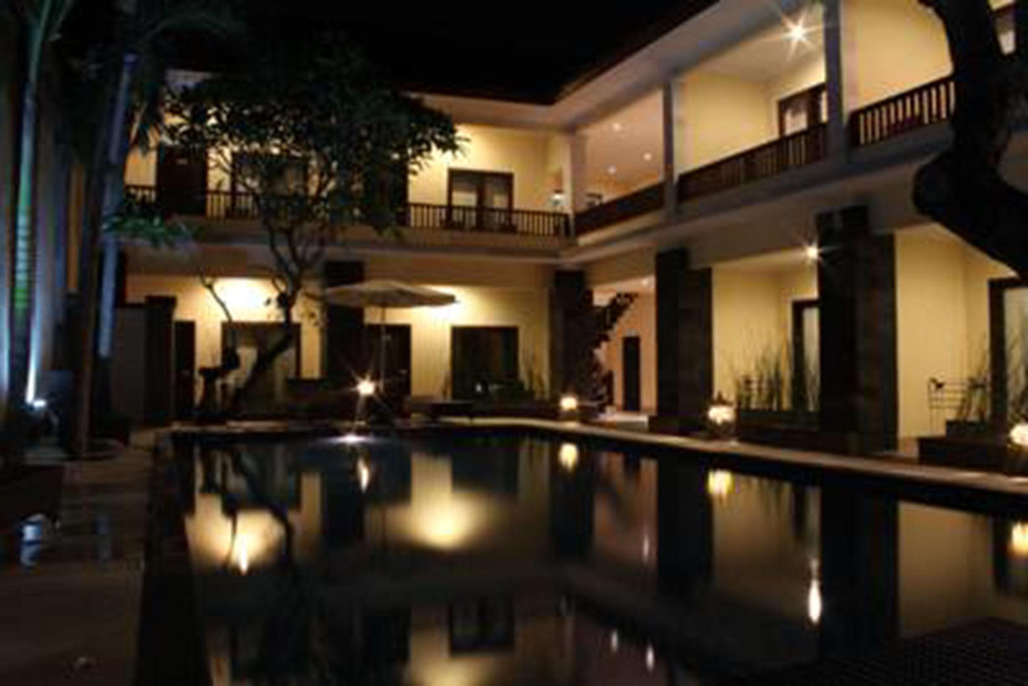 Radha Bali Hotel Kuta  Ngoại thất bức ảnh