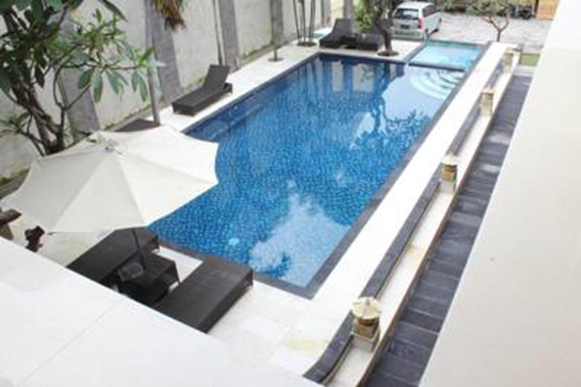 Radha Bali Hotel Kuta  Ngoại thất bức ảnh