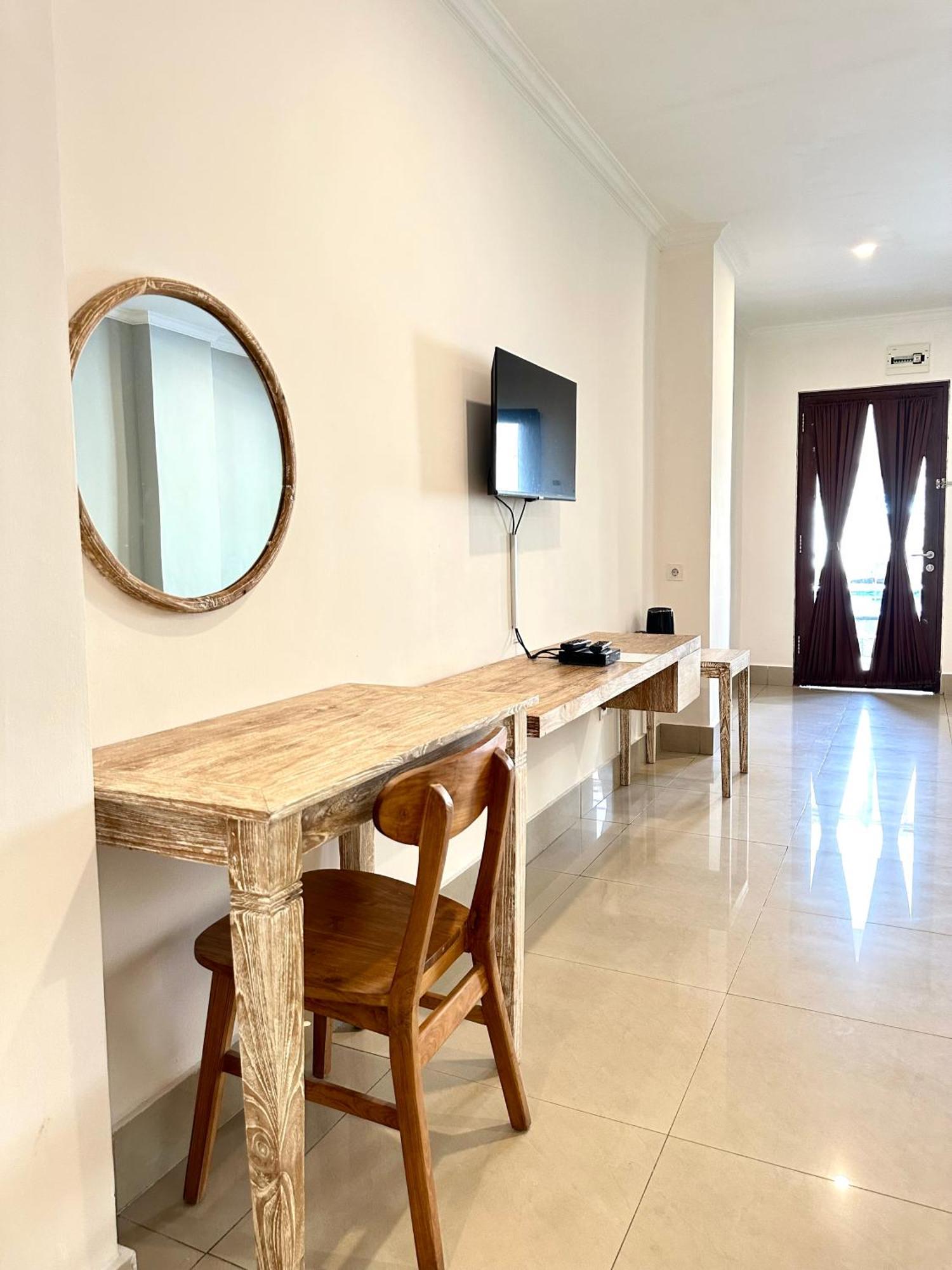 Radha Bali Hotel Kuta  Ngoại thất bức ảnh