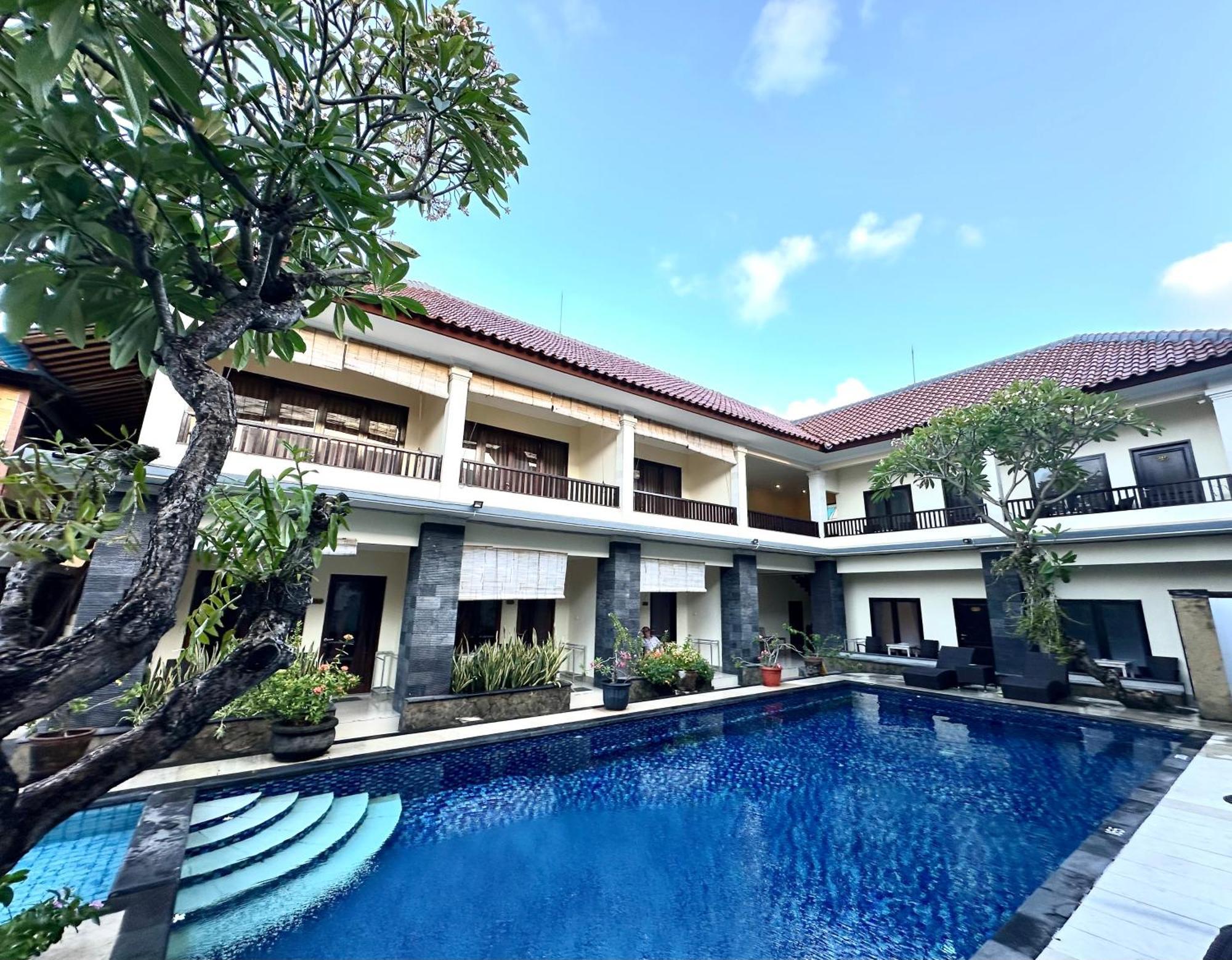 Radha Bali Hotel Kuta  Ngoại thất bức ảnh